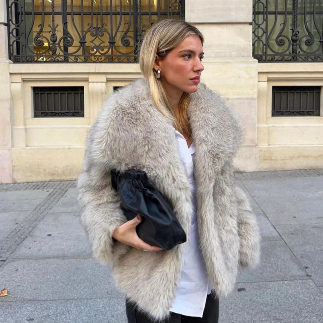Bianca | Glamorous Faux Fur Coat for Women