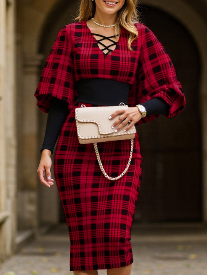 Waist-hugging V-neck dress – White Dress