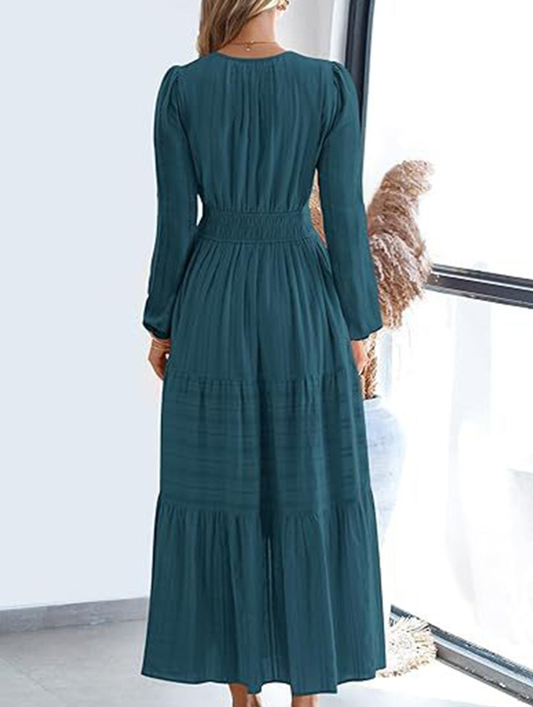 V-neck pleated waist tiered long-sleeved dress – White Dress