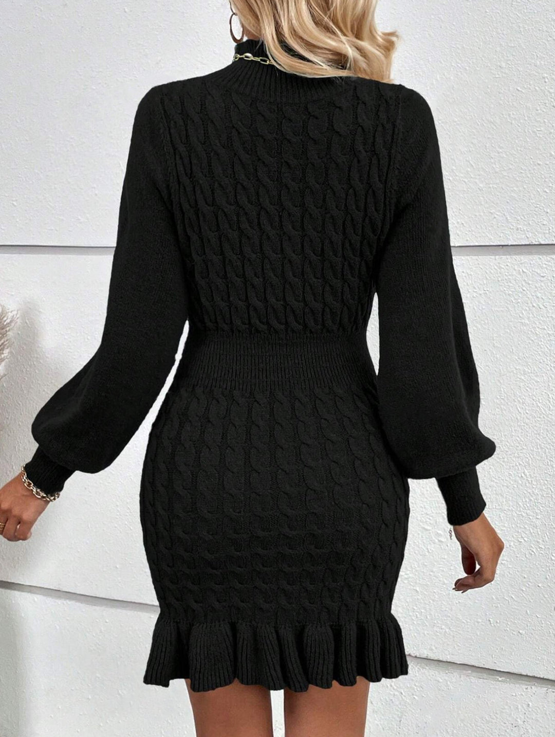 Fashionable cable knit waist-cinching sweater dress – White Dress