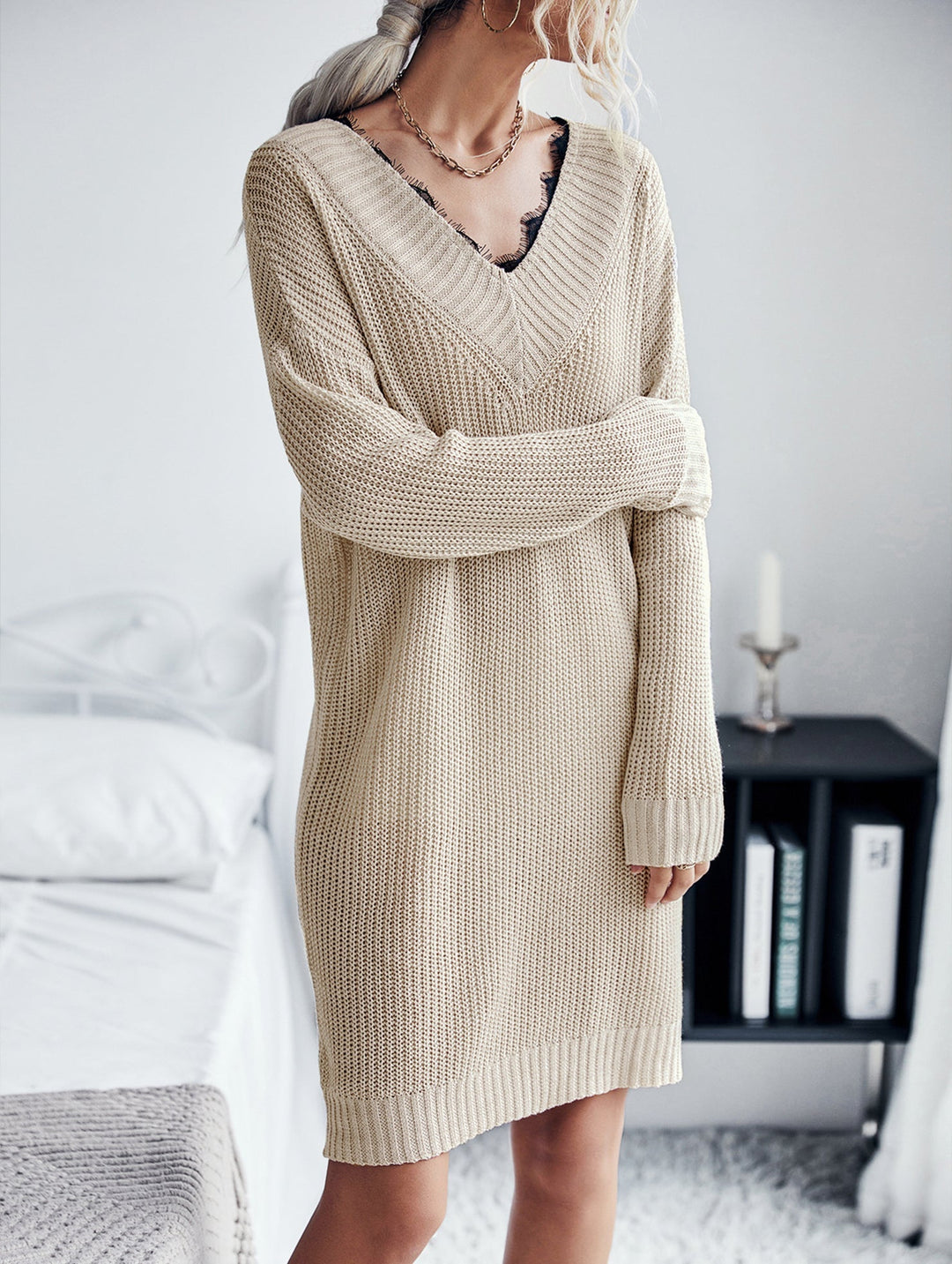 Simple lace V-neck knit dress – White Dress