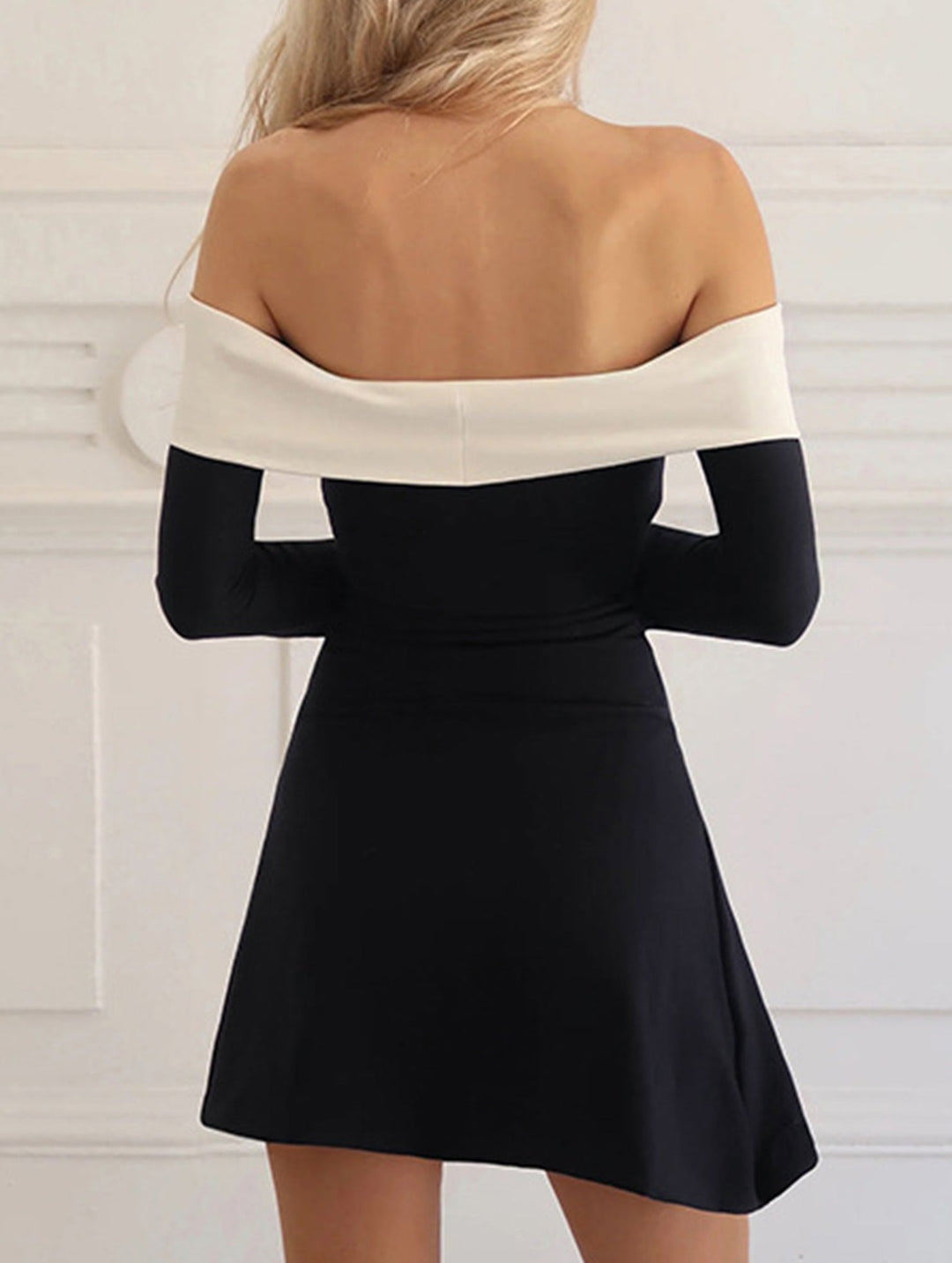 off-shoulder bell sleeve dress – White Dress