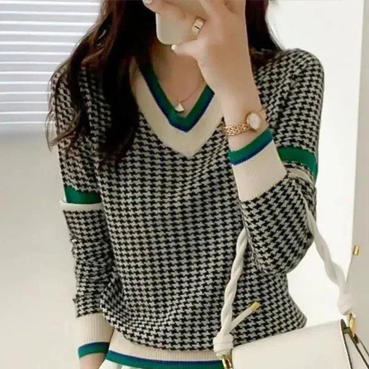 Susanna | V-Neck Houndstooth Sweater for Women