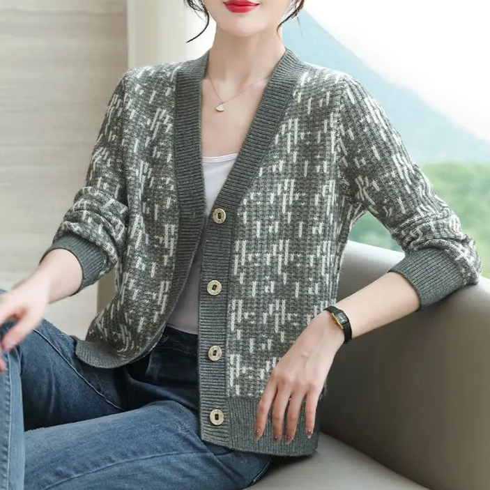 Bailey | V-Neck Button-Front Cardigan for Women